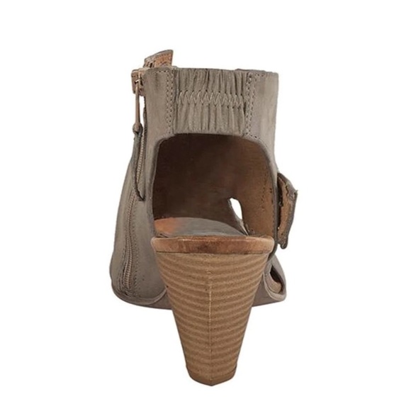 MIZ Mooz Moonlight Pebble peep toe in grey - Picture 9 of 13